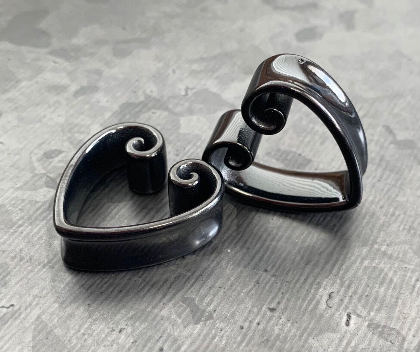PAIR of Beautiful Vintage Heart Steel Double Flare Saddle Tunnels/Plugs - Silver, Gold & Black - Gauges 00g (10mm) thru 1" (25mm) available!