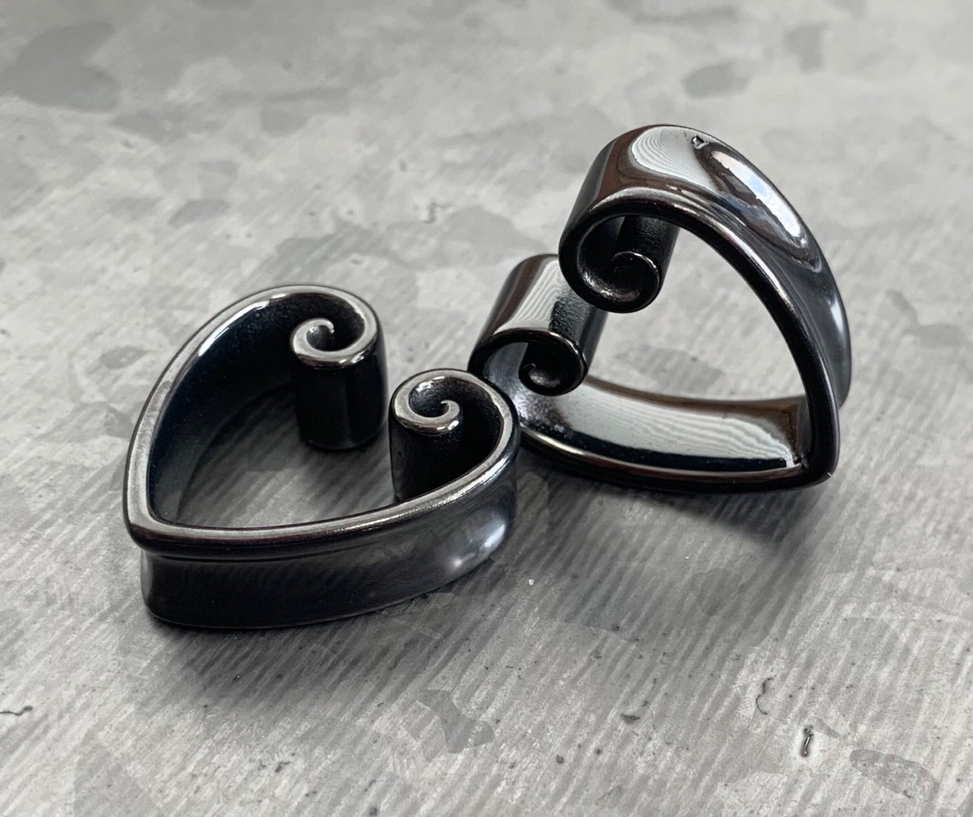 PAIR of Beautiful Vintage Heart Steel Double Flare Saddle Tunnels/Plugs - Silver, Gold & Black - Gauges 00g (10mm) thru 1" (25mm) available!