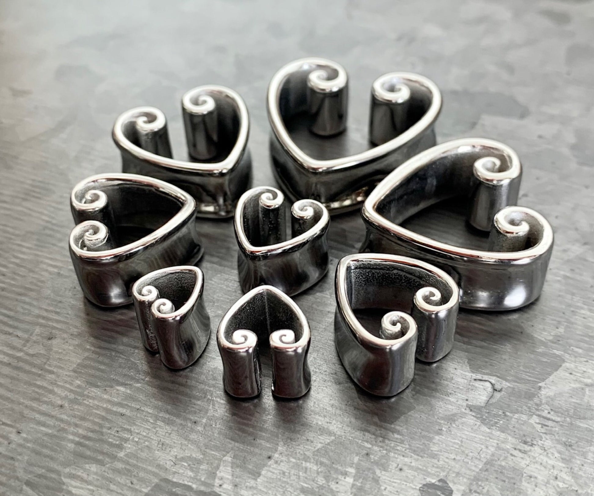 PAIR of Beautiful Vintage Heart Steel Double Flare Saddle Tunnels/Plugs - Silver, Gold & Black - Gauges 00g (10mm) thru 1" (25mm) available!
