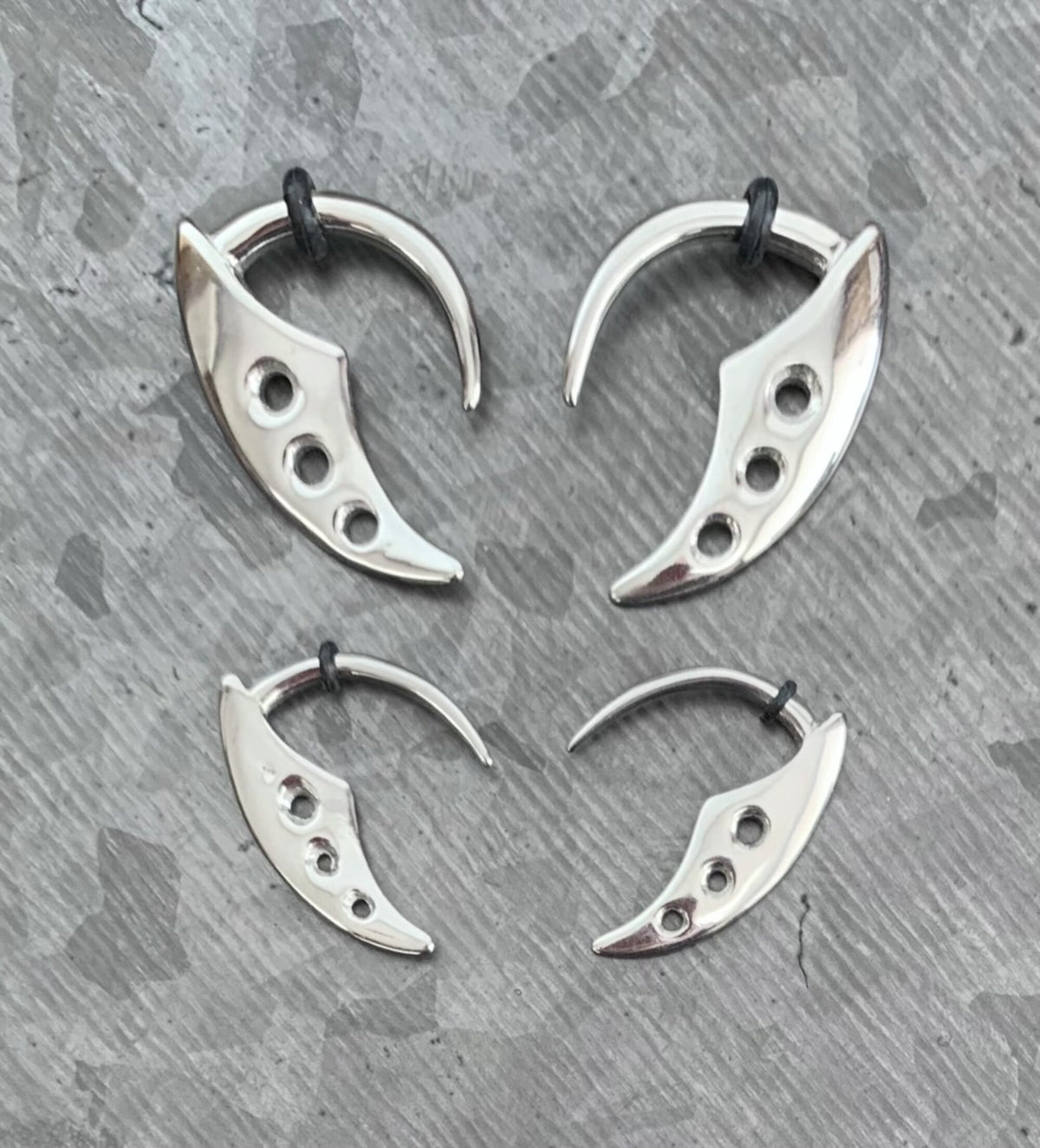 PAIR of Grim Reaper-Fang Style Steel Tapers Hangers / Lobe Expander - Gauges 14g (1.6mm) thru 8g (3.2mm) available!