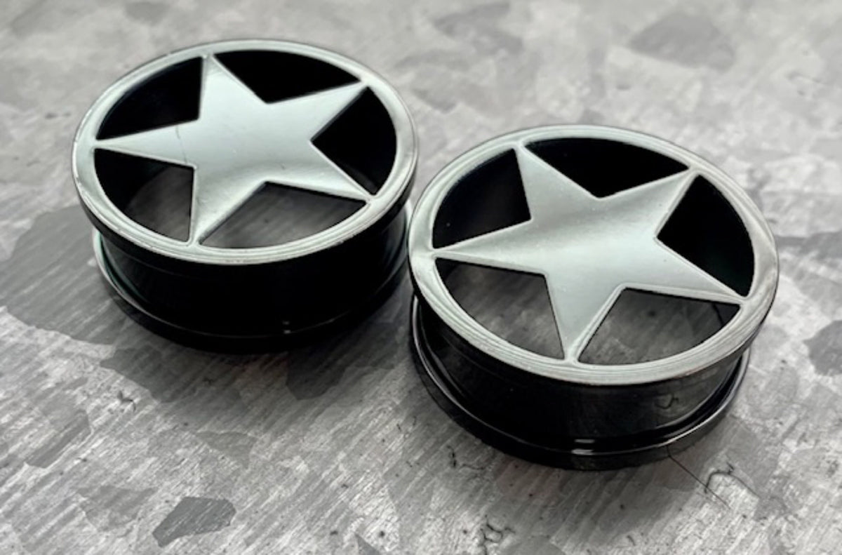 PAIR of Stunning Surgical Steel Star Screw Fit Tunnels / Plugs - Silver or Black - Gauges 2g (6mm) thru 1" (25mm) available!