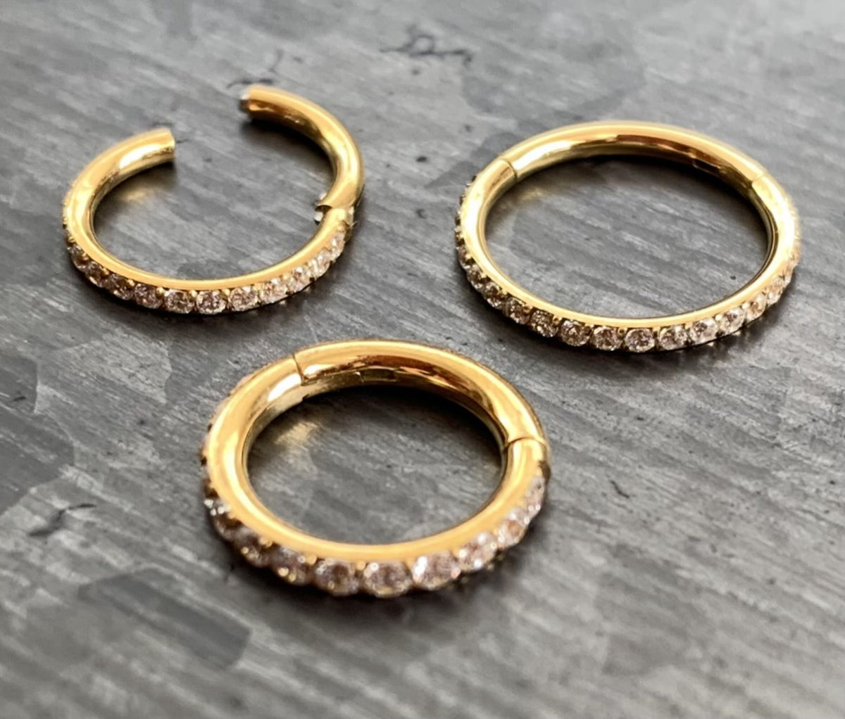1pc Stunning 316L Surgical Steel with CNC Set CZ Gems Hinged Segment Ring / Hoop - Gauge 18g, 16g or 14g Diameter 10mm or 8mm available!