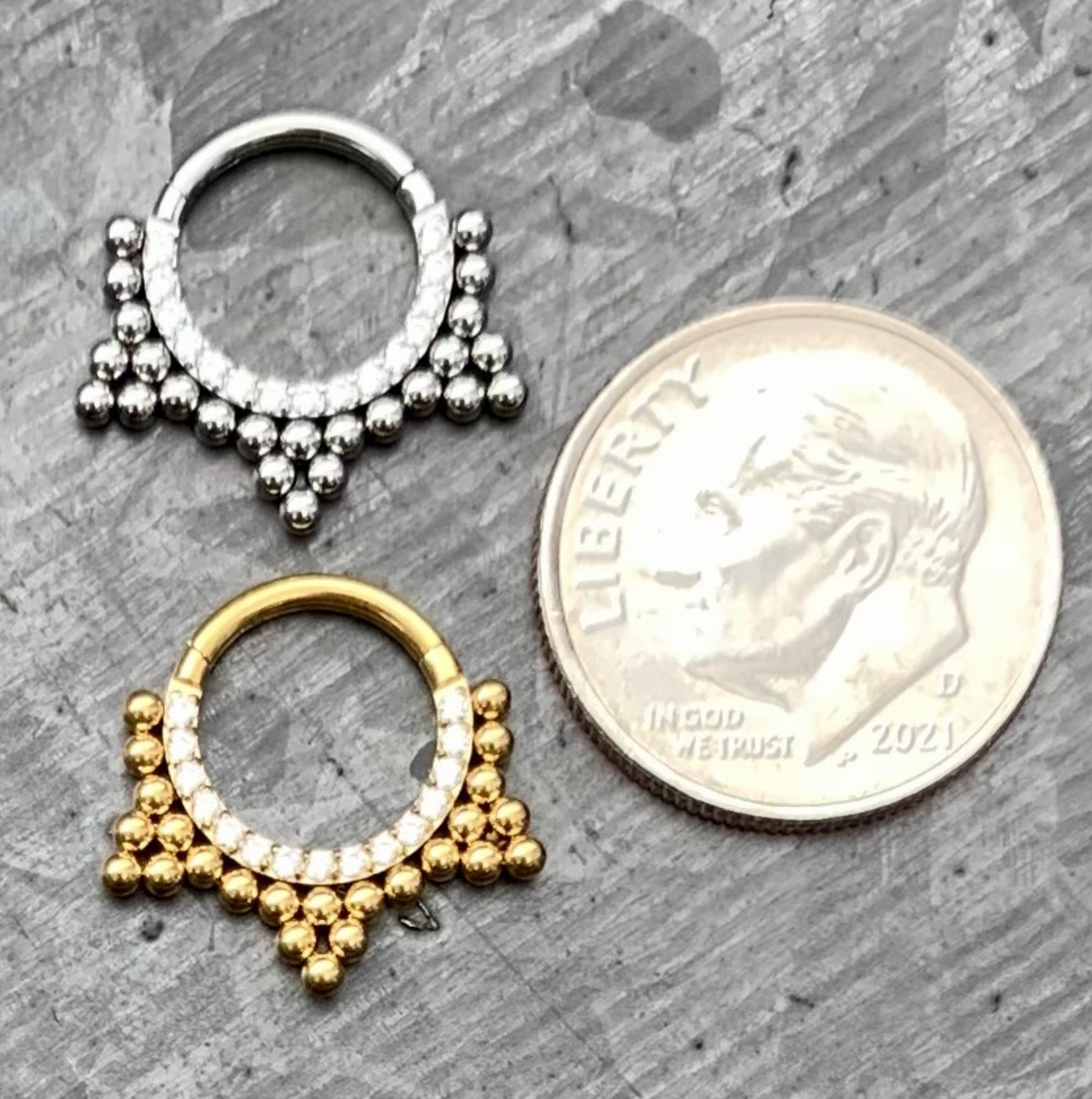 1 Piece Beautiful Stainless Steel Ball Cluster CZ Gem Lined Hinged Septum Ring - 16g - Steel and Gold Available!
