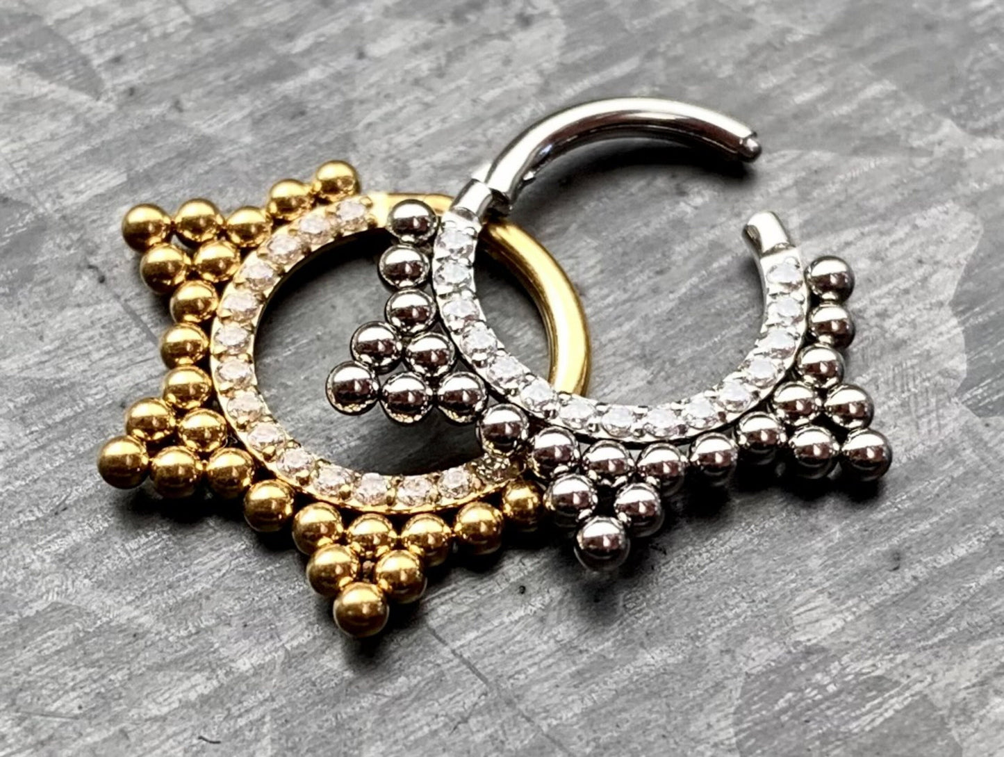 1 Piece Beautiful Stainless Steel Ball Cluster CZ Gem Lined Hinged Septum Ring - 16g - Steel and Gold Available!