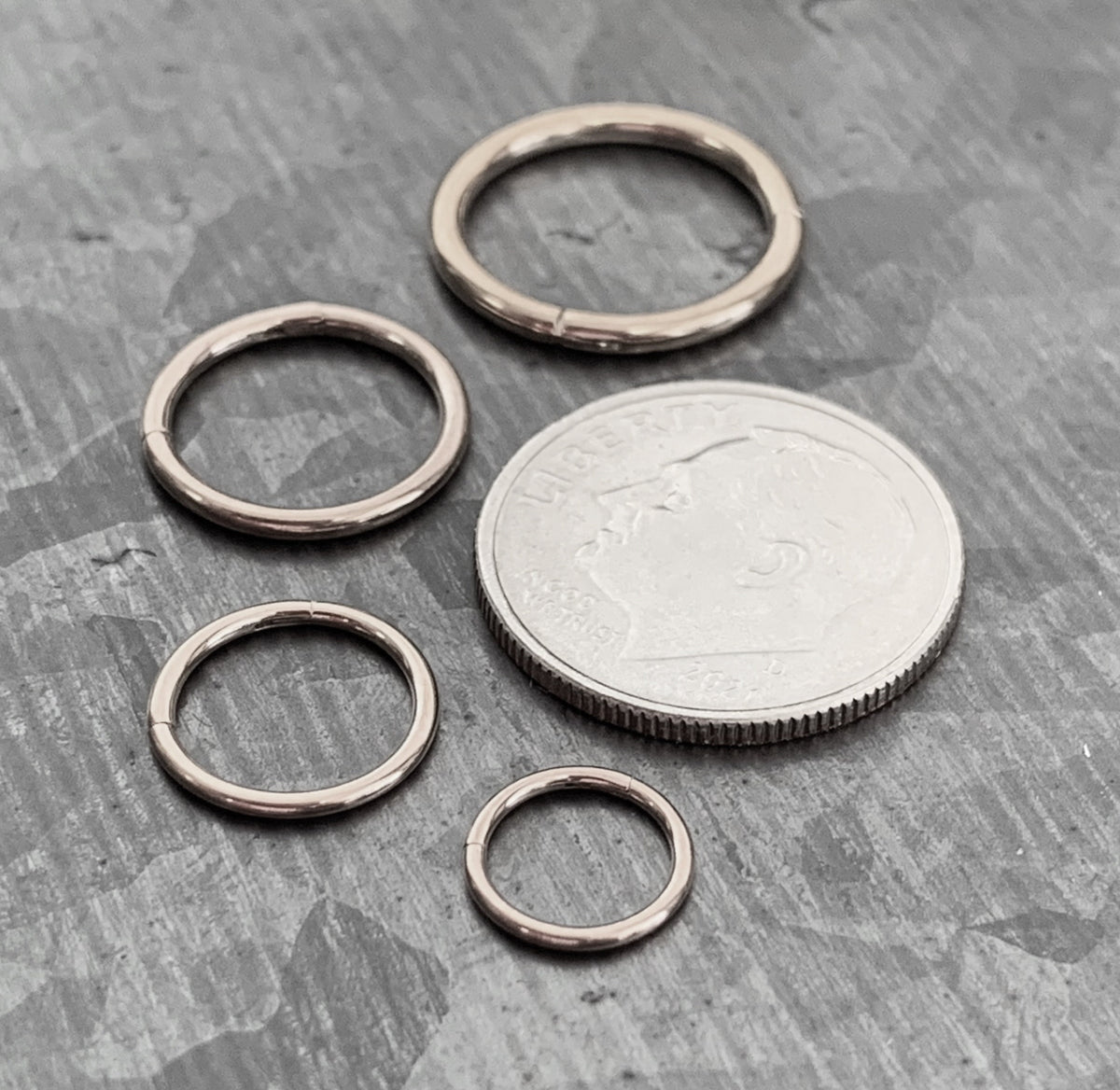 1 Piece of Beautiful Silver Steel Hinged Segment Septum Ring/Hoop - Gauges 10g, 12g, 14g, 16g, 18g & 20g available!
