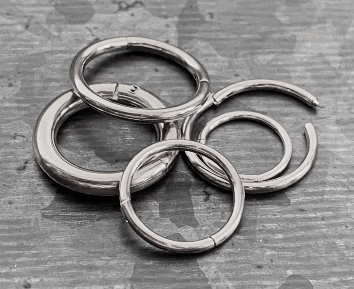 1 Piece of Beautiful Silver Steel Hinged Segment Septum Ring/Hoop - Gauges 10g, 12g, 14g, 16g, 18g & 20g available!