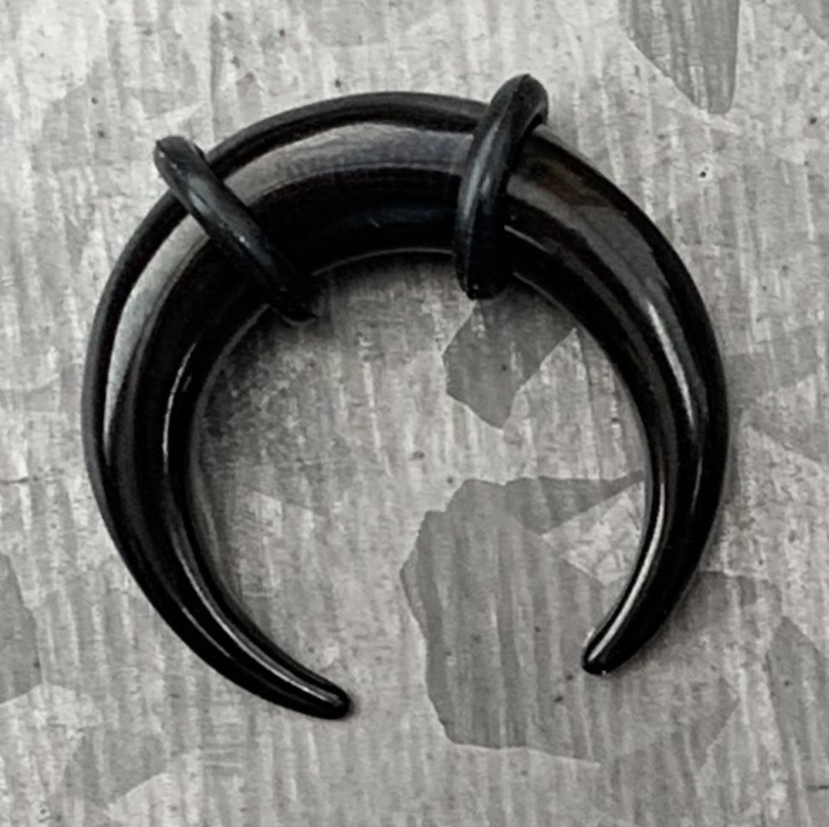 1 PIECE Black PVD Plated Surgical Steel Septum Ring / Buffalo Taper with O-Rings - Expander- Gauges 14g (1.6mm) thru 00g (10mm) Available!