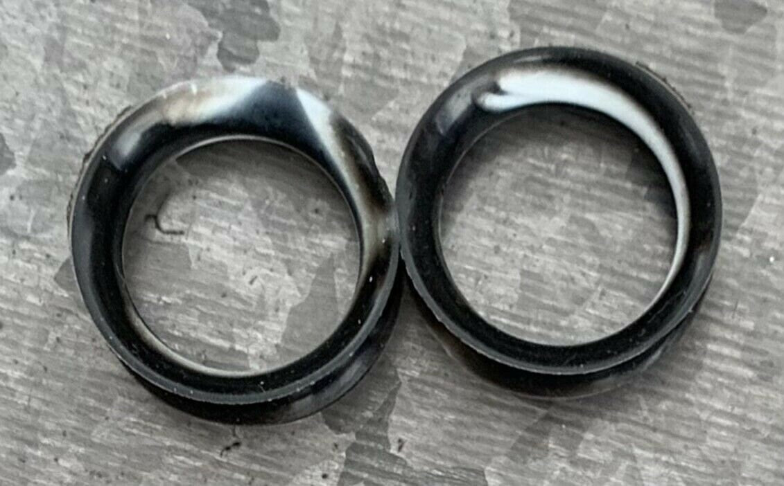 PAIR Black & White Swirl Ultra Thin Silicone Double Flare Tunnels/Plugs - Gauges 4g (5mm) thru 7/8" (22mm) available!