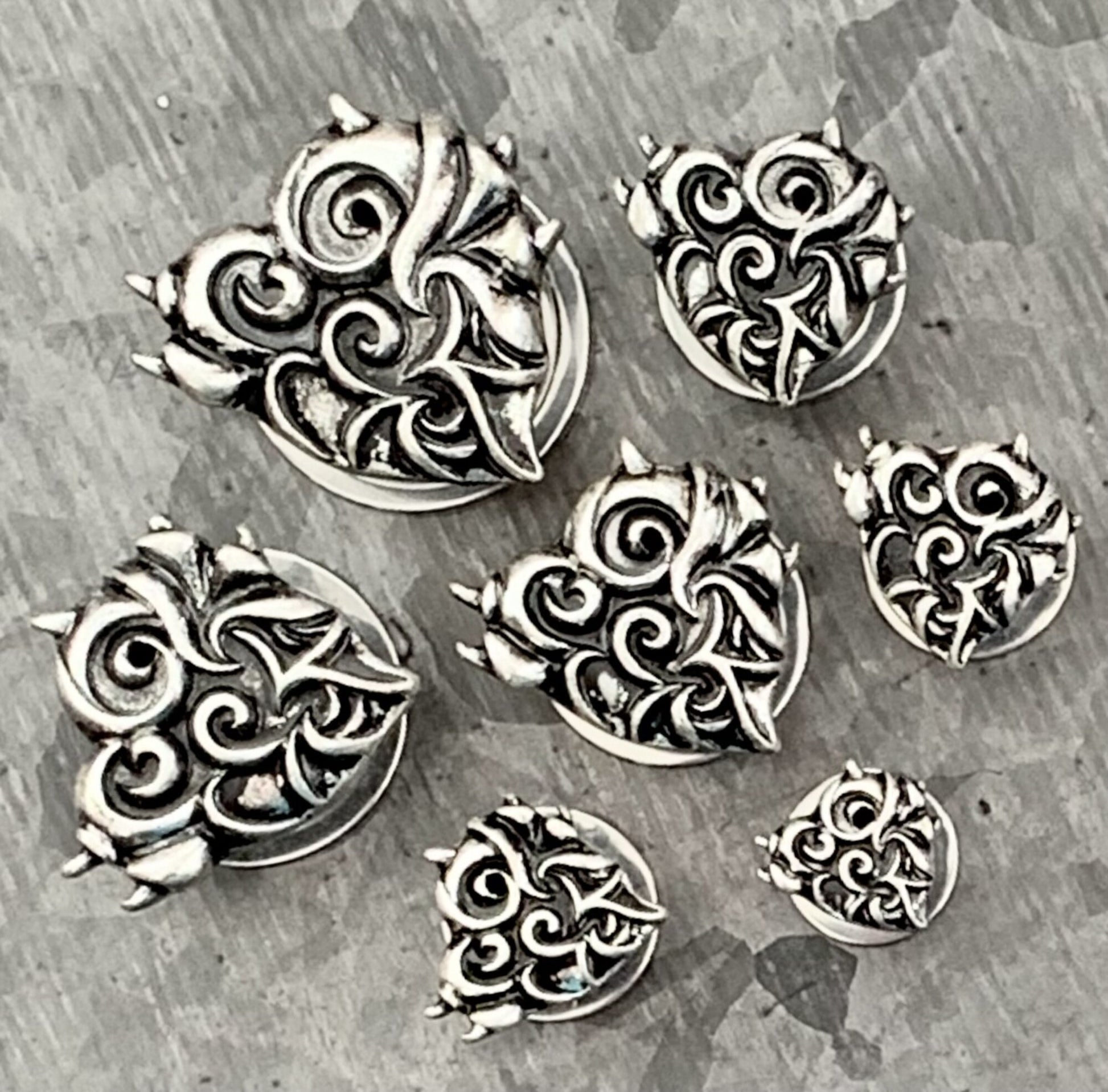 PAIR of Stunning Antique Silver Devil Heart Surgical Steel Internally Threaded Tunnels/Plugs - Gauges 2g (6mm) thru 5/8" (16mm) Available!