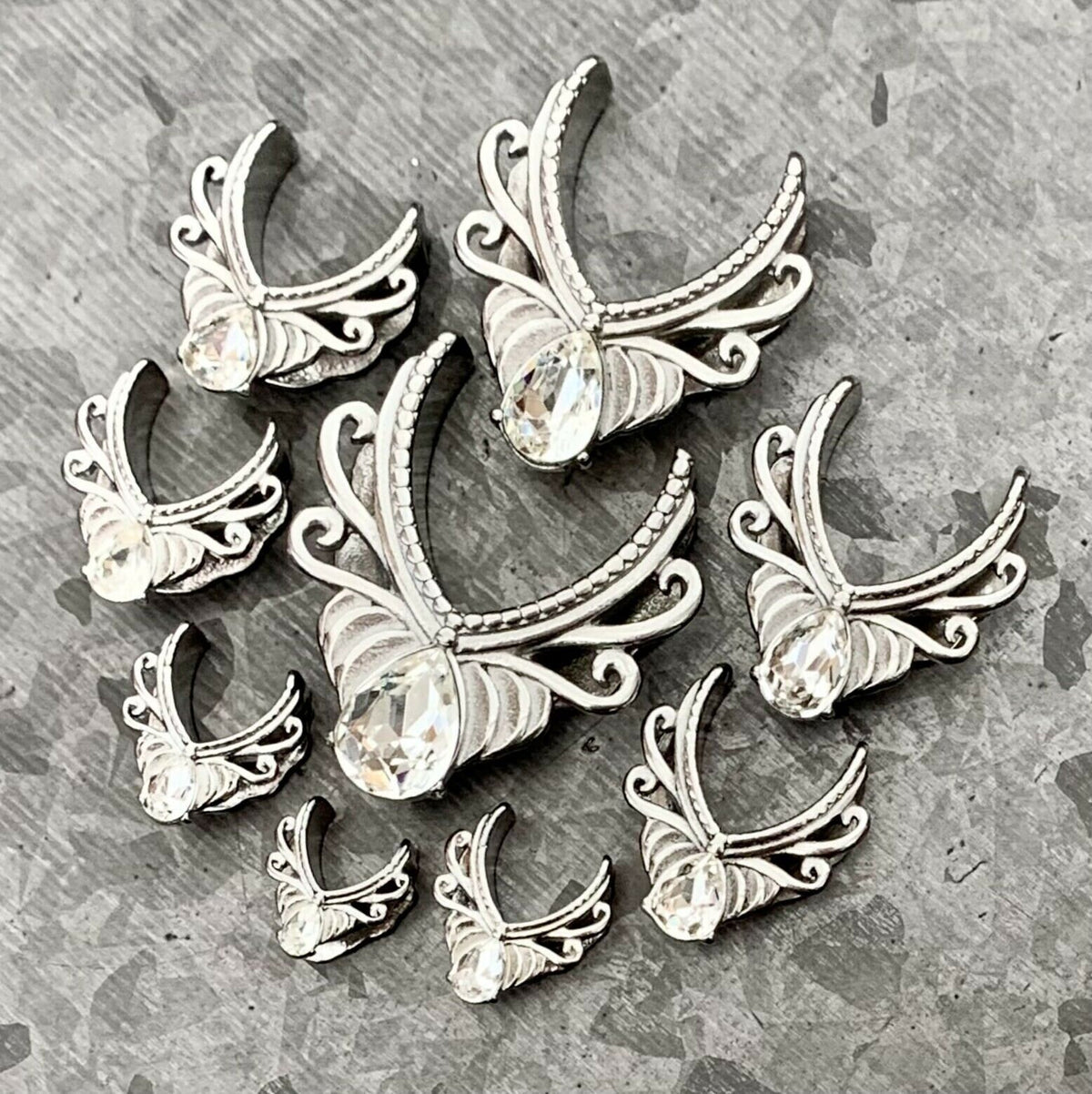 PAIR of Unique Floral Filigree V-Shaped Pear Gem Surgical Steel Ear Spreader Tunnels/Plugs - Gauges 00g (10mm) thru 1" (25mm) Available!