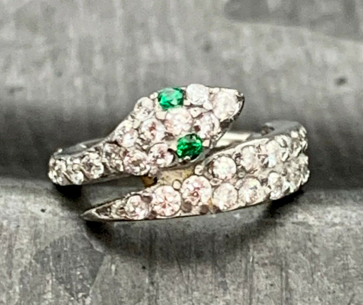 1 Piece of Dazzling CZ Gem Coiled Snake Steel Hinged Segment Ring - 16g, 8mm internal diameter - Gold, Rose Gold and Silver Available!