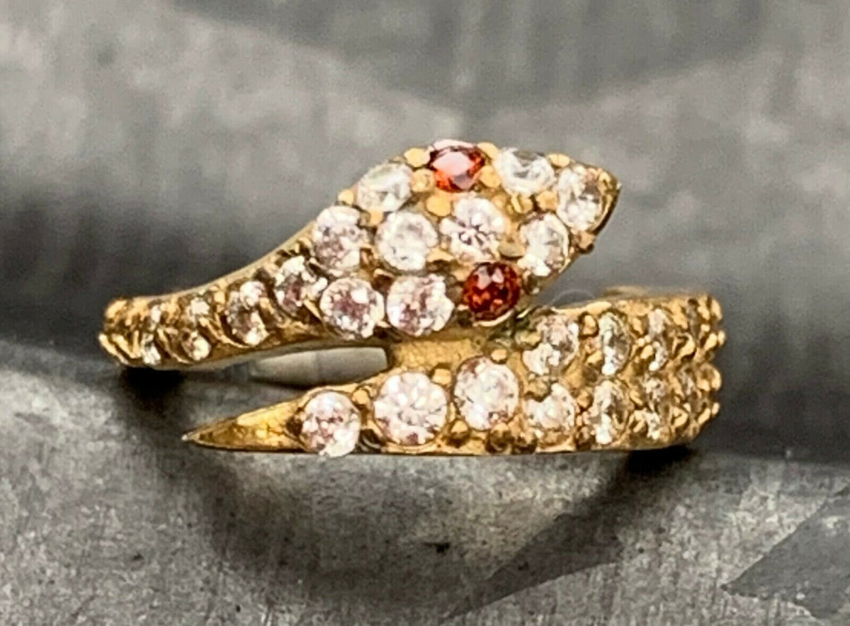 1 Piece of Dazzling CZ Gem Coiled Snake Steel Hinged Segment Ring - 16g, 8mm internal diameter - Gold, Rose Gold and Silver Available!