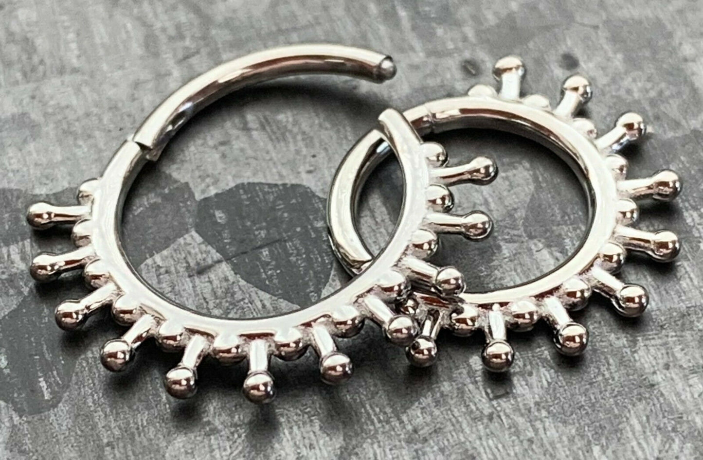 1 Piece Stainless Steel Beaded Ends Lined Hinged Septum Ring - 16g - Internal Diameter 8mm or 10mm - Black, Steel and Gold Available!