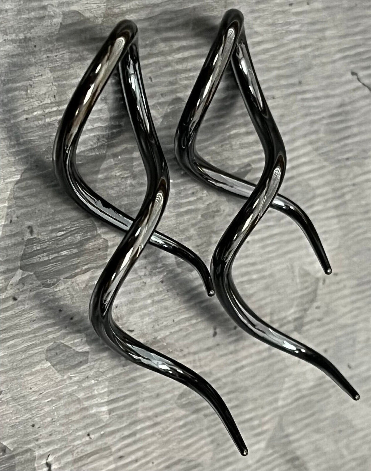 PAIR of Stunning Black 316L Surgical Steel Twist Hanging Tapers / Plugs - Expanders - Gauges 14g (1.6mm) thru 10g (2.4mm) available!