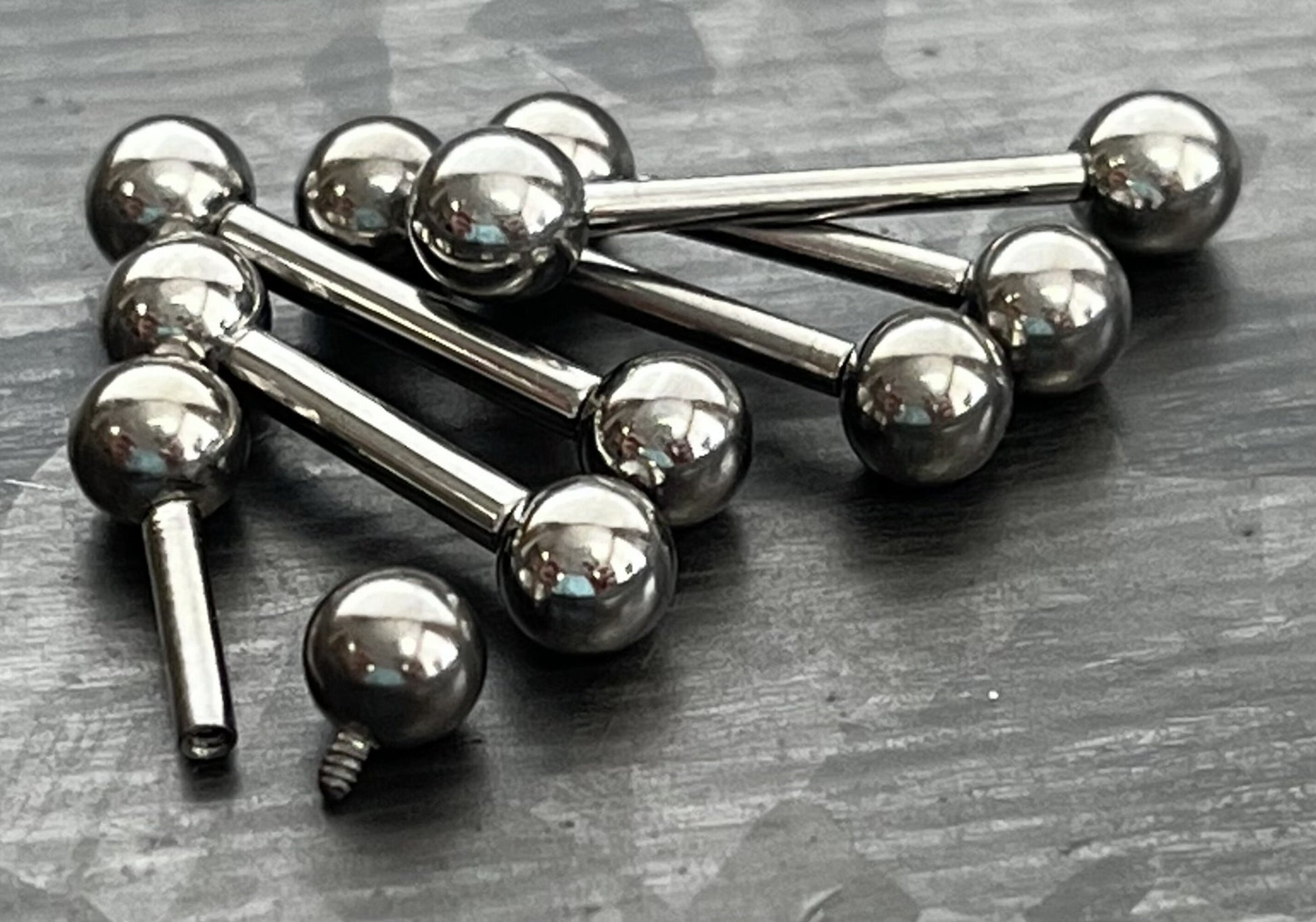 1 Piece Grade 23 Solid Titanium Internally Threaded Industrial Barbell /Eyebrow Ring - 16g or 14g - Different Ball Size & Lengths Available!