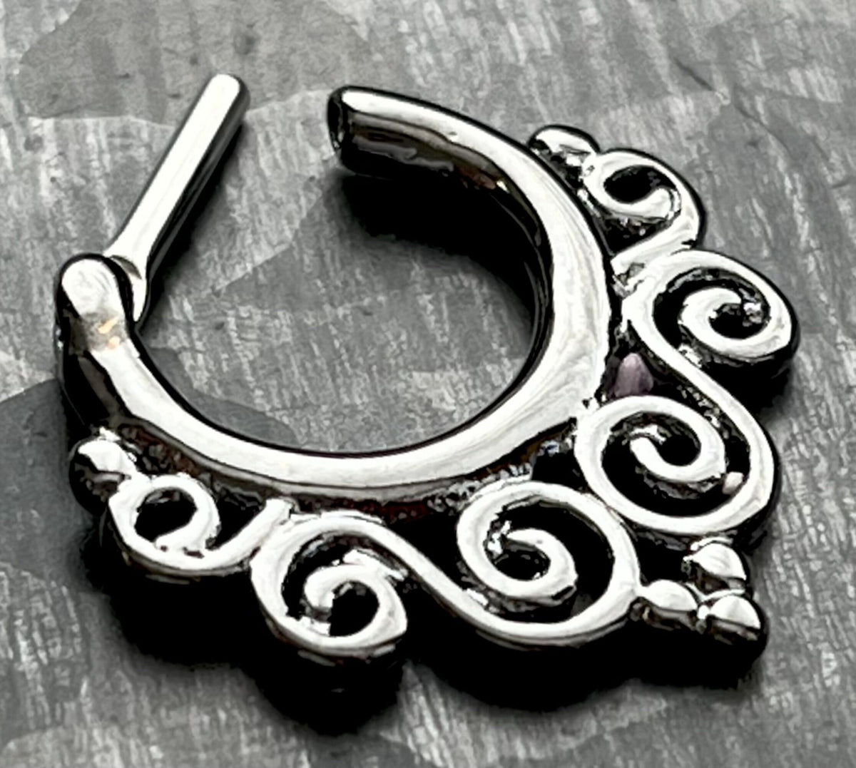 1 Piece Unique Tribal Swirls Design Clicker Septum Ring - 16g - 9mm Gold, Rose Gold, Hematite & Steel Available!