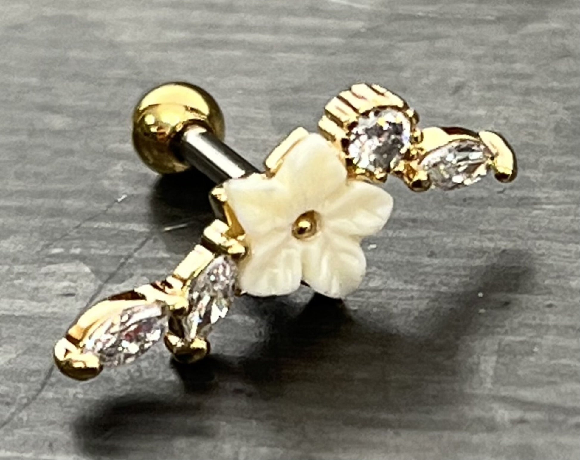 1 Piece Mother of Pearl Flower with CZ Gem Vine Tragus Cartilage Stud - 16g - Wearable Length 6mm - Silver, Gold, Rose Gold Available!