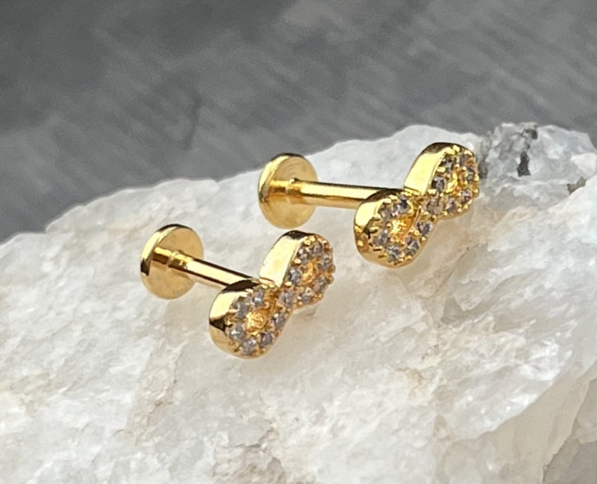 1 Piece CZ Infinity Symbol Labret Internally Threaded Monroe Stud -16g- Wearable Diameter 6mm or 8mm - Gold, Rose Gold and Silver Available!