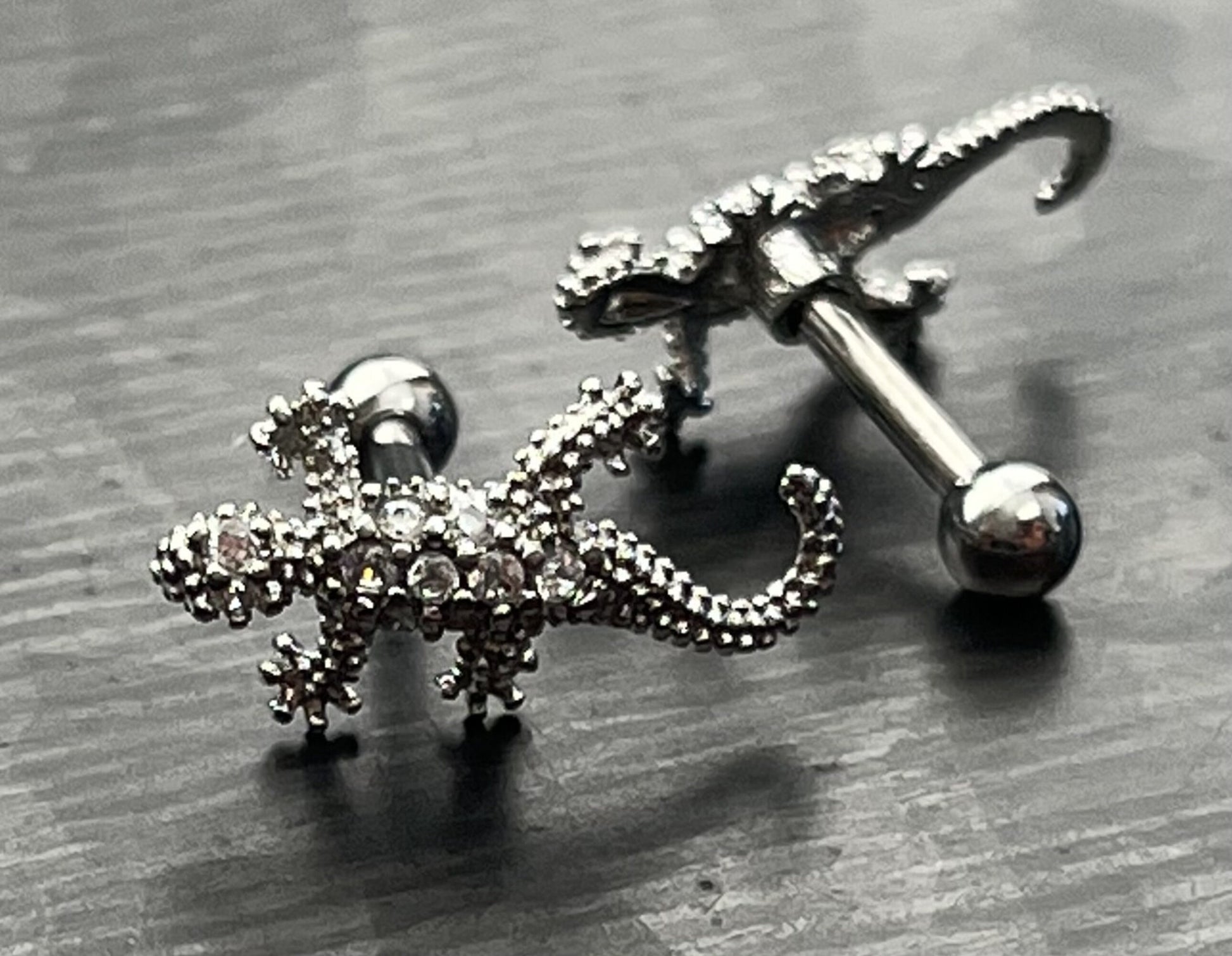 1 Piece Unique CZ Paved Stainless Steel Lizard Tragus Stud Ring - 16g - Wearable Length 1/4" (6mm) - Lizard length 14mm:)