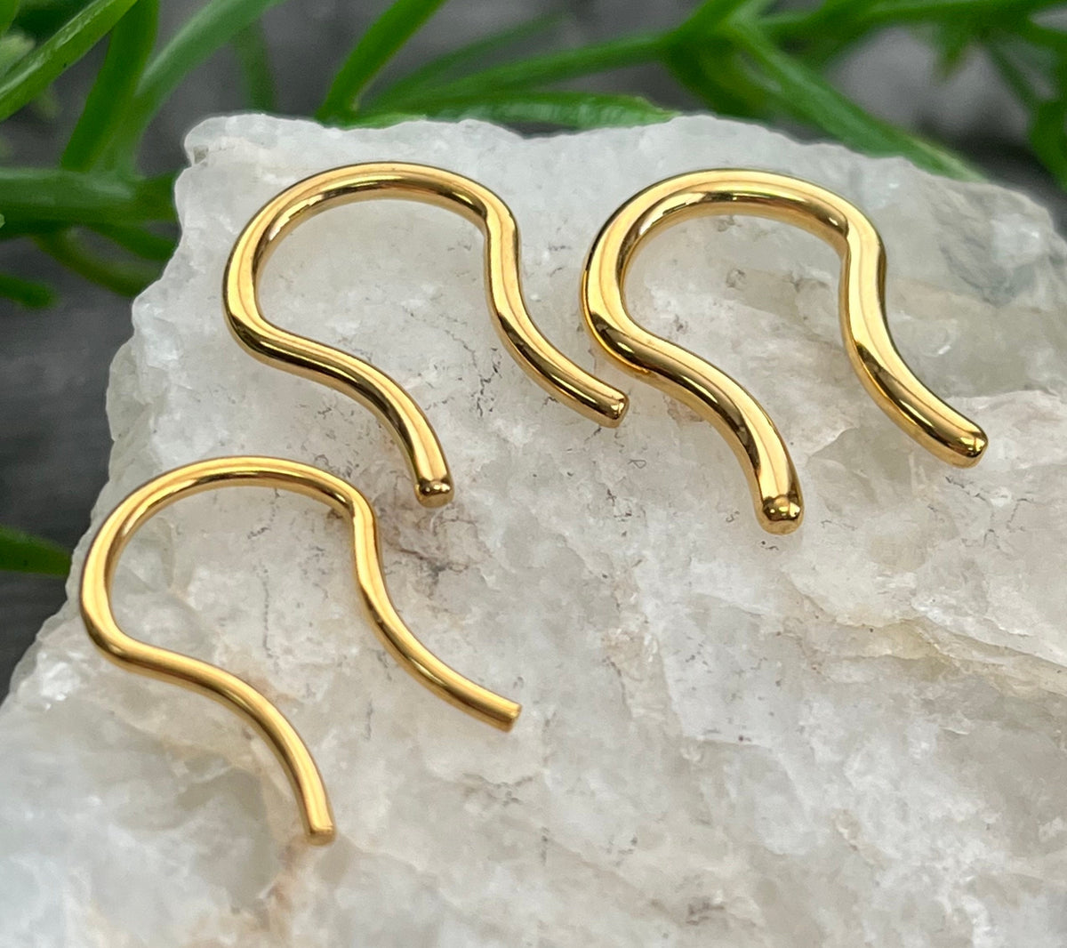 1 Piece Unique Titanium Plated Surgical Steel Nose Septum Hanger - Gauges: 16g, 14g and 12g - 7 Different Colors Available!