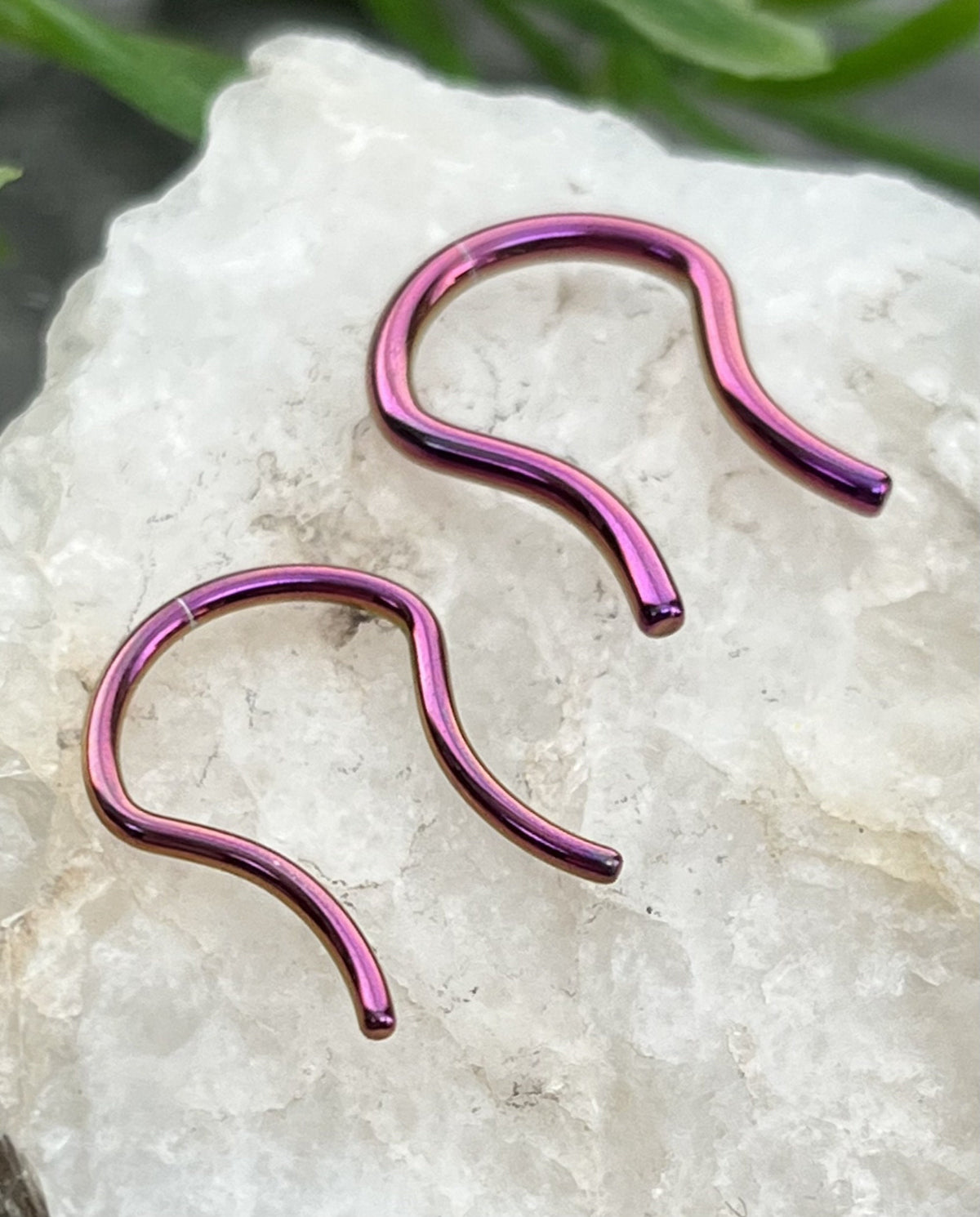 1 Piece Unique Titanium Plated Surgical Steel Nose Septum Hanger - Gauges: 16g, 14g and 12g - 7 Different Colors Available!