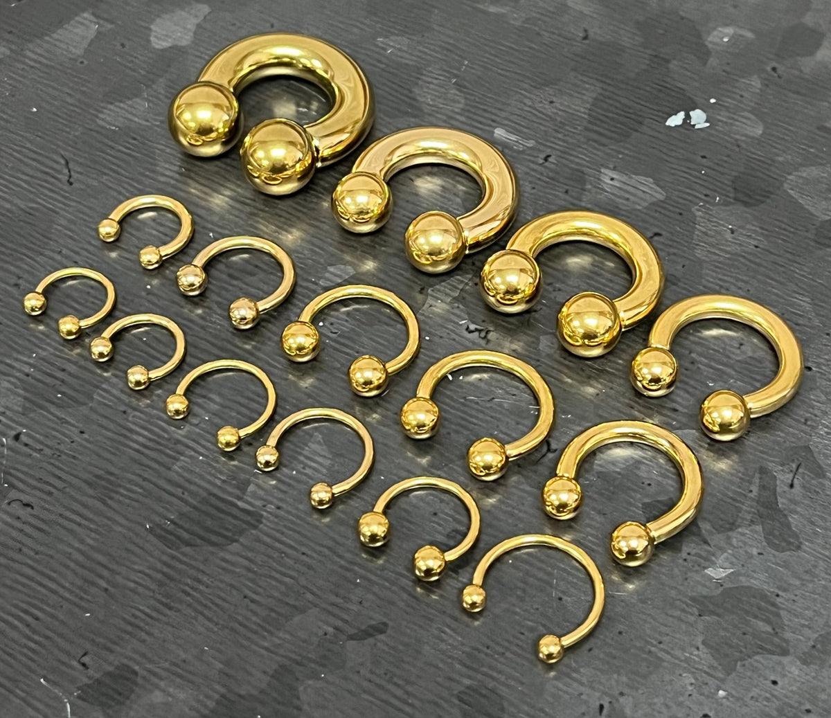 1 Piece Gold Circular Barbell Horseshoe Ring - 18g, 16g, 14g, 12g, 10g, 8g, 6g, 4g 2g with Assorted Internal Diameter and Ball Size!!