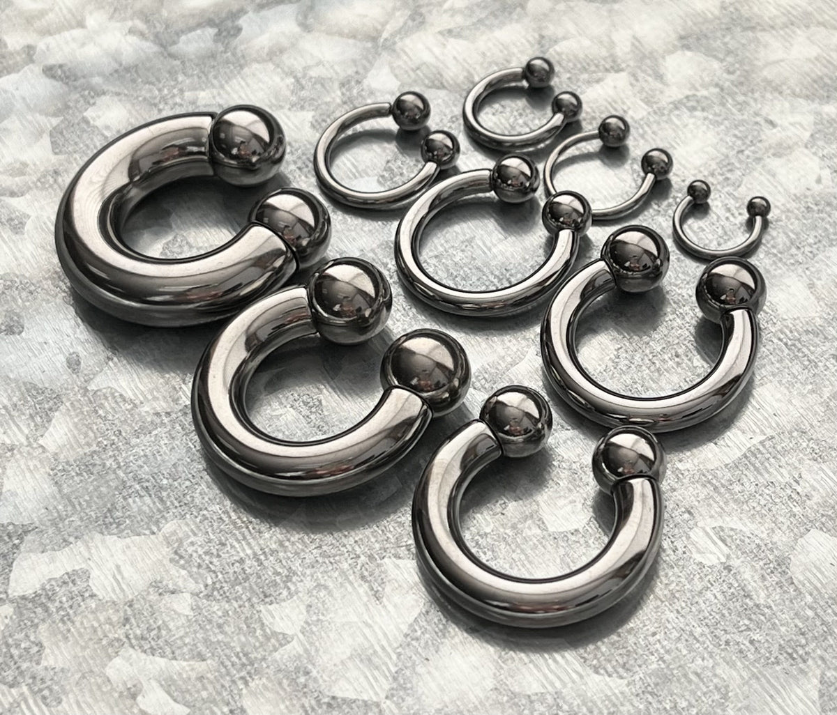 1 Piece Steel Circular Barbell Horseshoe Ring - 16g, 14g, 12g, 10g, 8g, 6g, 4g 2g, 0g, 00g with Assorted Internal Diameter and Ball Size!!