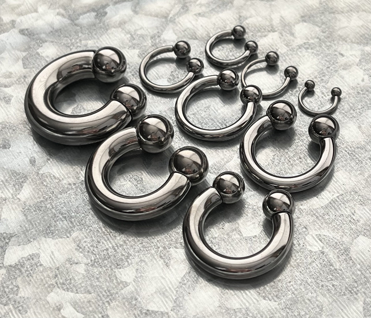 1 Piece Externally Threaded Steel Circular Barbell Horseshoe with Ball Ring - 18g thru 2g with Assorted Internal Diameter and Ball Size!!