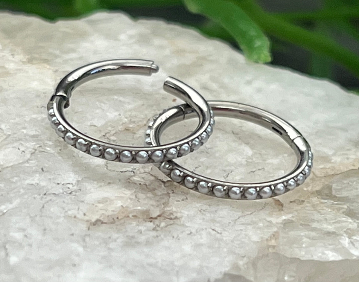 1 Piece Beautiful Outer Edge Pearls Titanium Hinged Segment Septum Ring - 16g - 10mm & 8mm - Silver and Gold Available!