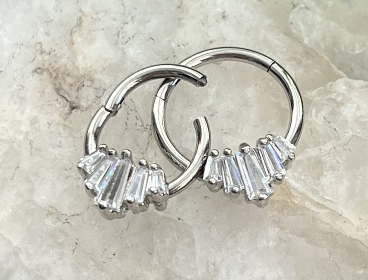 1 Piece of Unique Five Baguette Gems Fan Hinged Segment Septum Ring - 10mm & 8mm - Black, Gold and Silver Available!