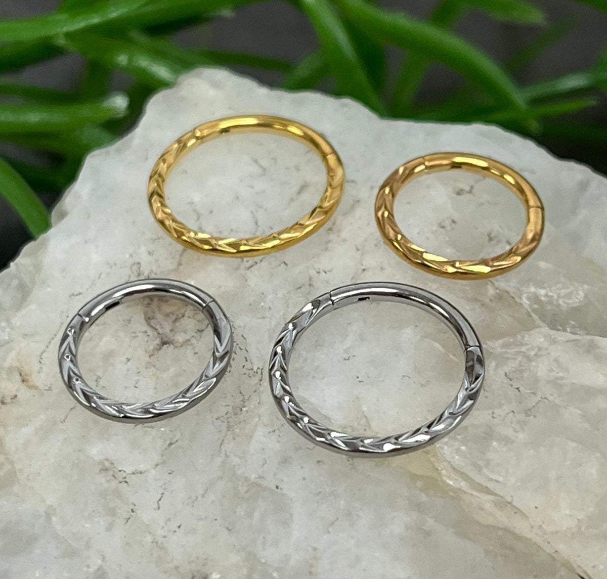 1 Piece Beautiful Chevron Cut Front Hinged Segment Septum Ring - 16g - 10mm & 8mm - Silver and Gold Available!