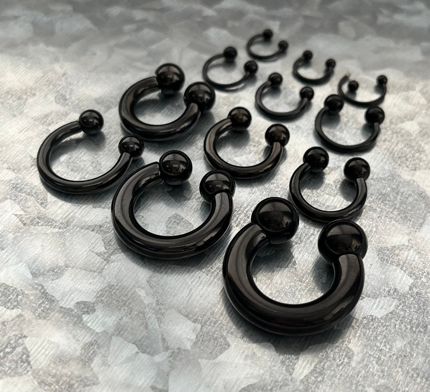 PAIR of Stunning Black Titanium Anodized Circular Barbell Horseshoe Ring - 18g thru 2g and Assorted Ball Size!!
