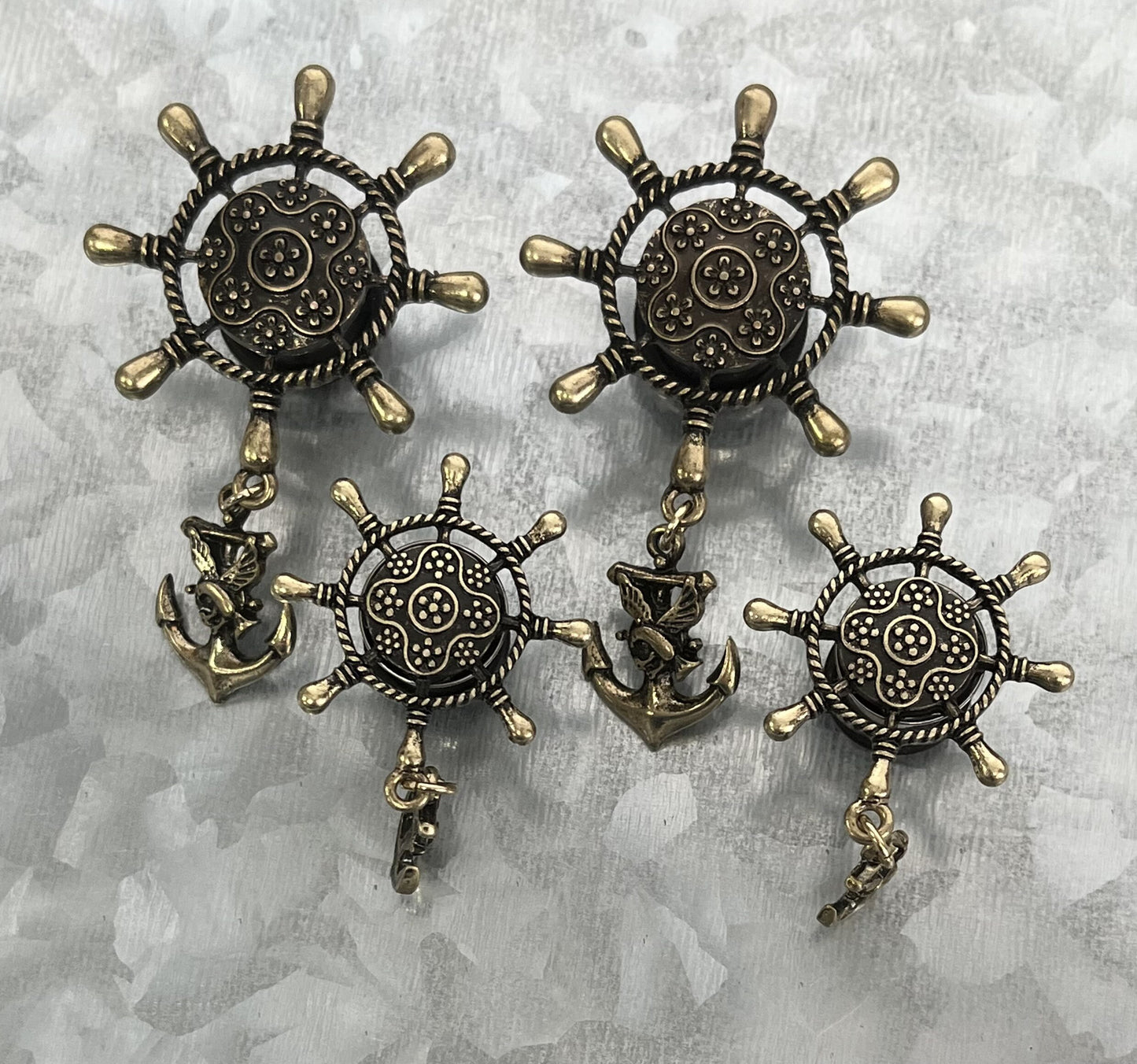 PAIR of Unique Ship Wheel with Anchor Dangle Steel Single Flare Tunnel/Plug and O-rings