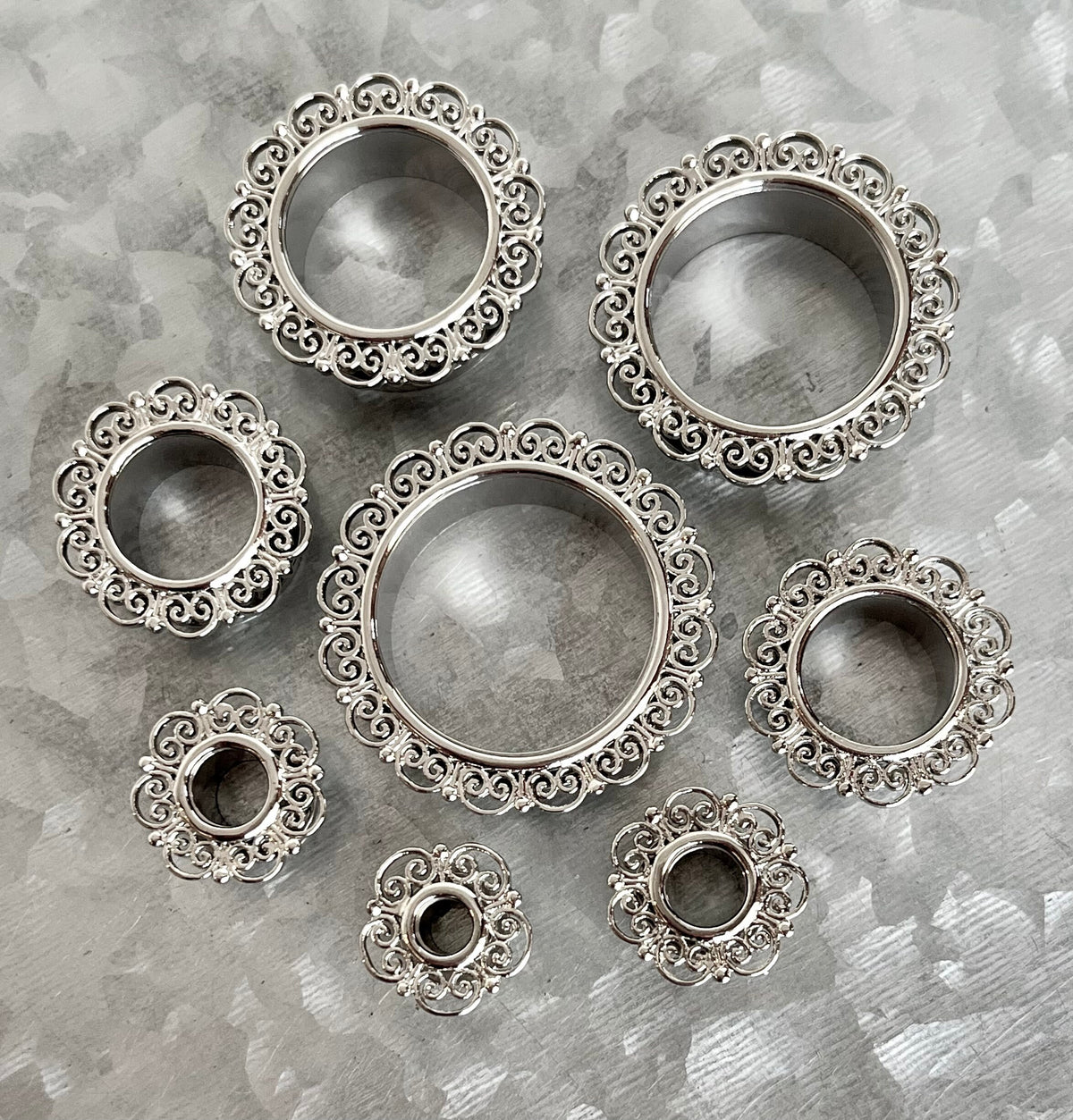 PAIR of Stunning Heart Filigree Top Screw Fit Tunnels/Plugs - Gauges 2g (6mm) thru 1" (25mm) available!