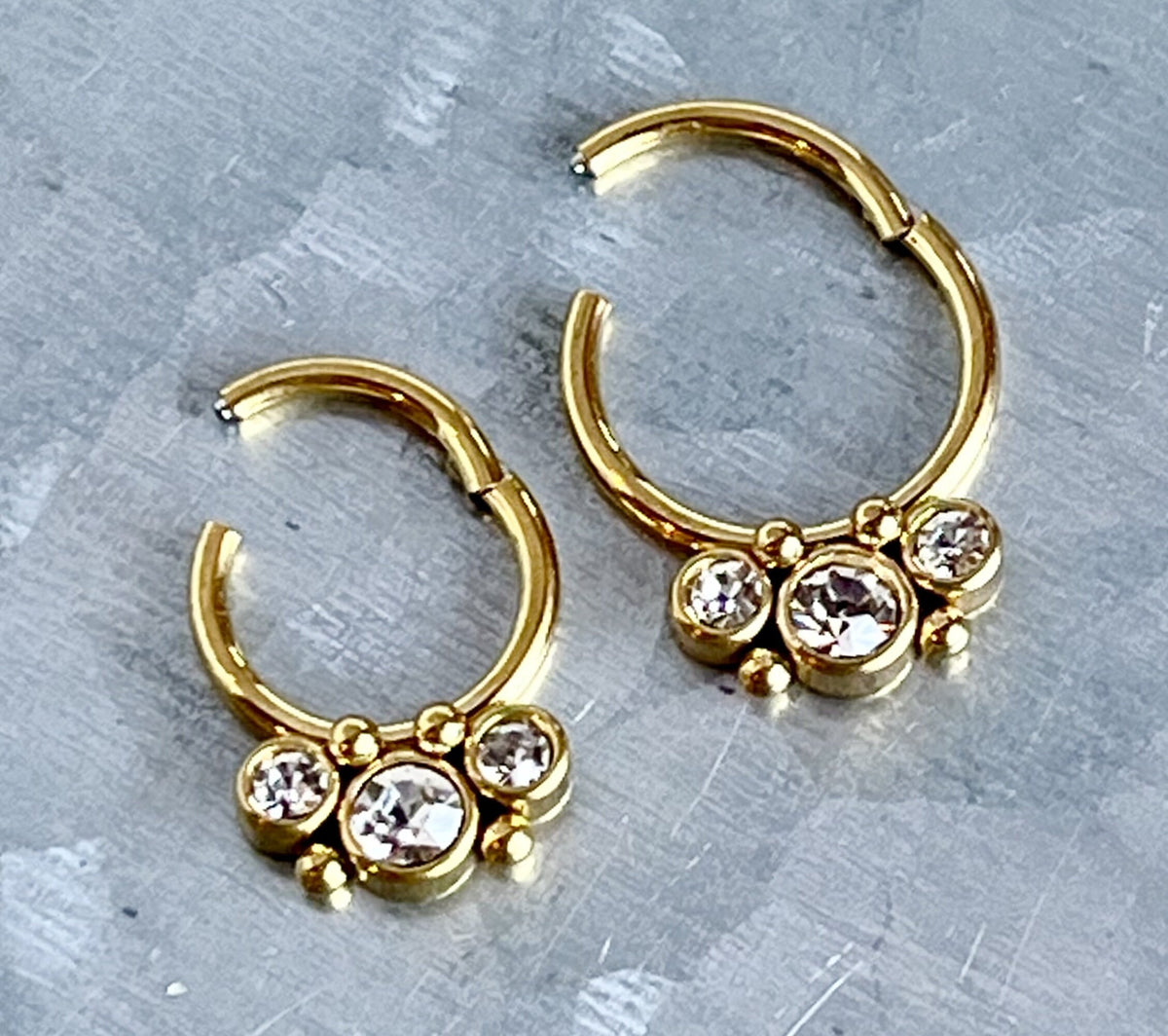 1 Piece Stunning Stainless Steel Three Bezel Set Gems Hinged Segment Ring - 16g - 8mm & 10mm - Steel and Gold Available!