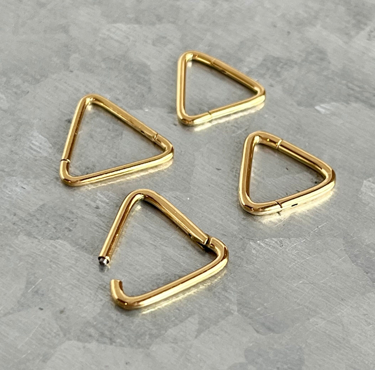 1 Piece Unique Triangle Hinged Segment Septum Stainless Steel Ring - 16g or 18g - 8mm & 10mm - Black, Steel and Gold Available!