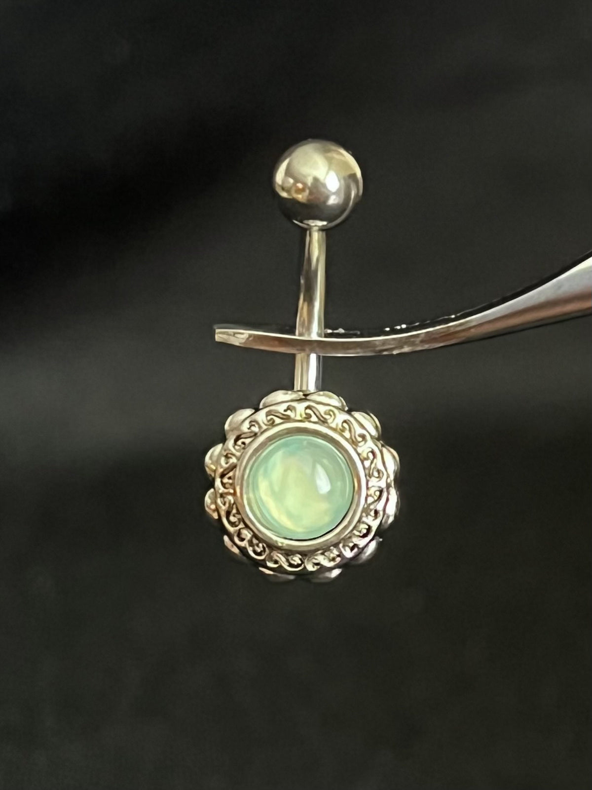 1 Piece Stunning Filigree Flower Illuminating Stone Navel / Naval Belly Ring - 14g - 10mm - Available in a Variety of Colors!