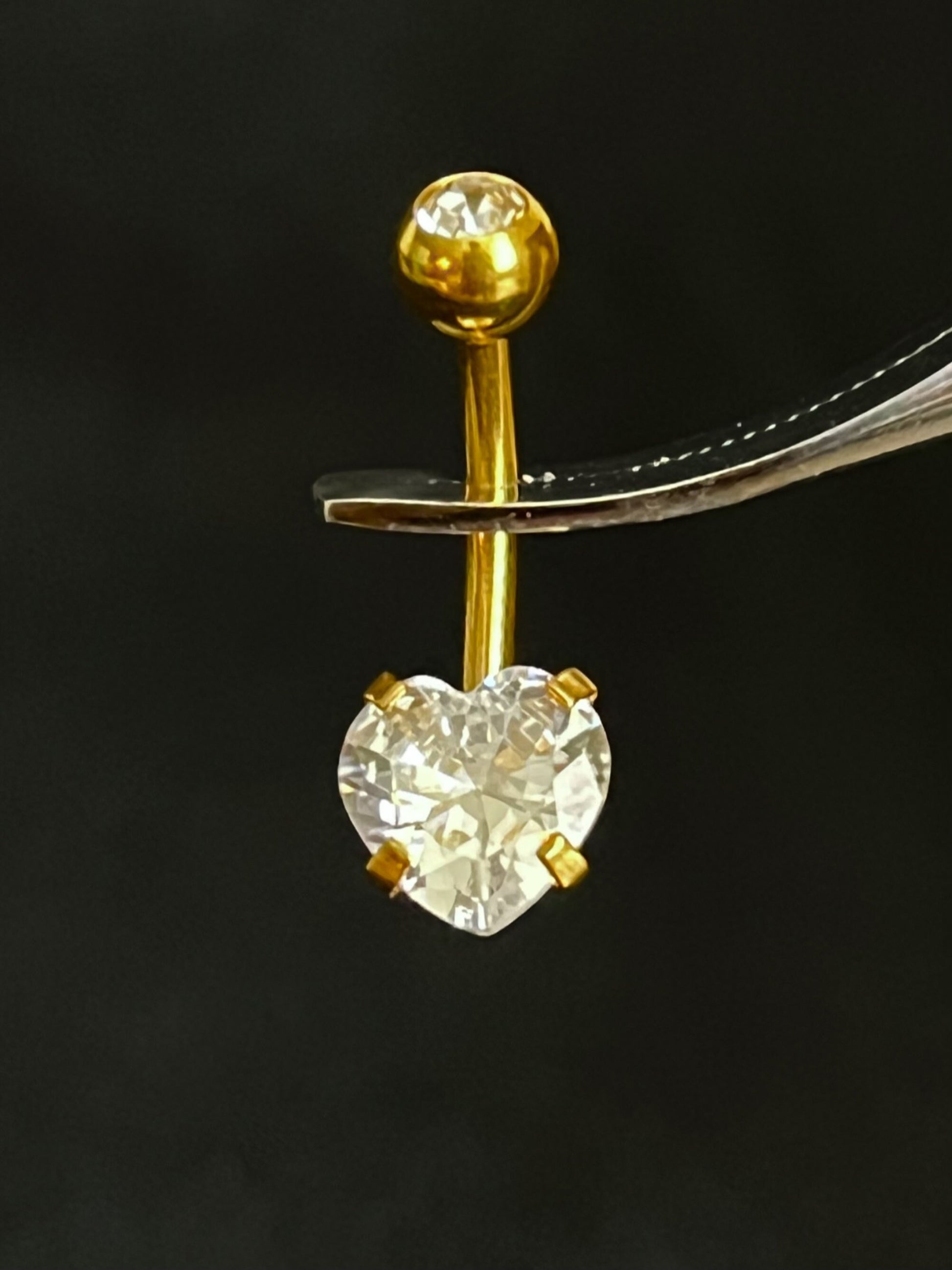 1 Piece Beautiful Prong Set 8mm CZ Gem Heart Navel / Naval Belly Ring - 14g - Silver, Black, Gold, Rose Gold and Multi-Color Available!