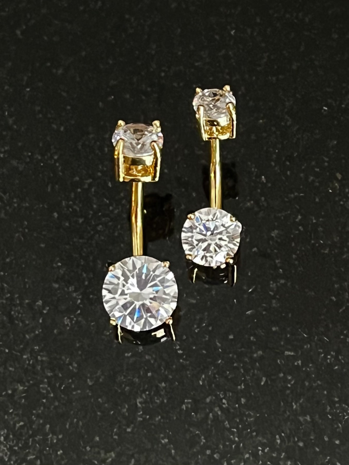 1 Piece Stunning Round Internally Threaded Steel Prong Set 9mm or 7mm CZ Gems Navel/Naval Belly Ring - 14g- A Variety of Colors Available!