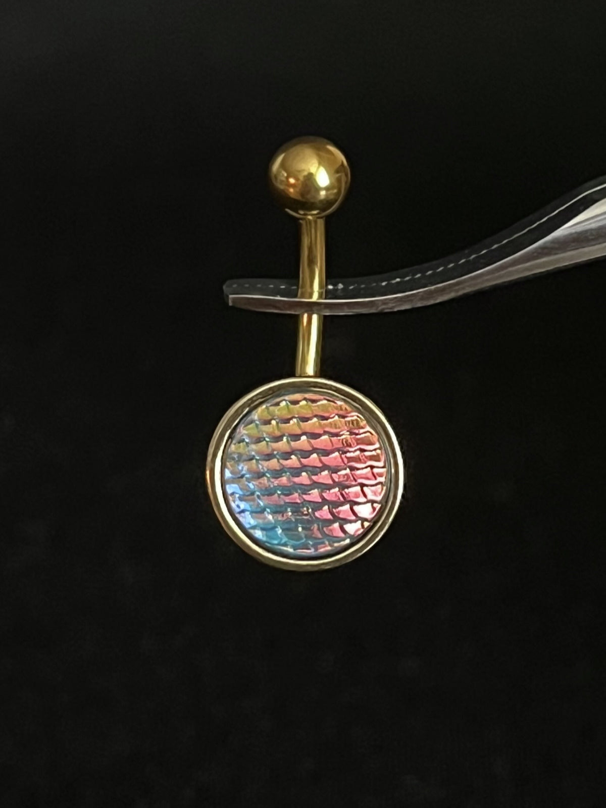 1 Piece Stunning Holographic Dragon Scale 316L Surgical Steel Navel / Naval Belly Ring - 14g - Available in Gold, Rose Gold and Silver!