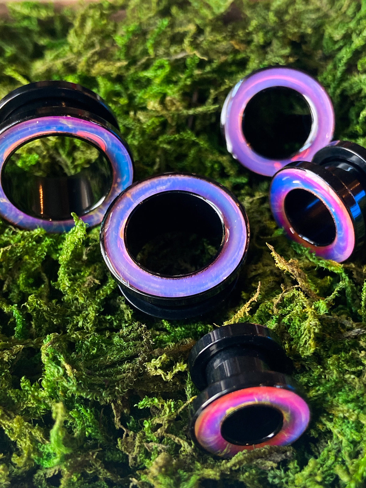 PAIR of Beautiful Rainbow Iridescent Rimmed Black Screw Fit Tunnels/Plugs - Gauges 0g (8mm) thru 5/8" (16mm) available!