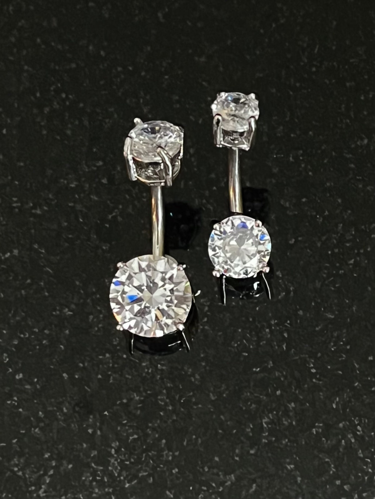 1 Piece Stunning Round Internally Threaded Steel Prong Set 9mm or 7mm CZ Gems Navel/Naval Belly Ring - 14g- A Variety of Colors Available!