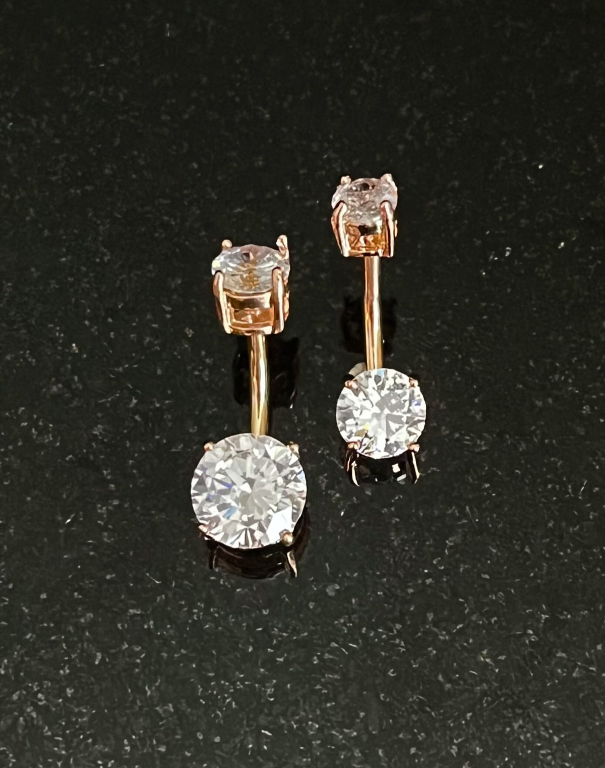 1 Piece Stunning Round Internally Threaded Steel Prong Set 9mm or 7mm CZ Gems Navel/Naval Belly Ring - 14g- A Variety of Colors Available!