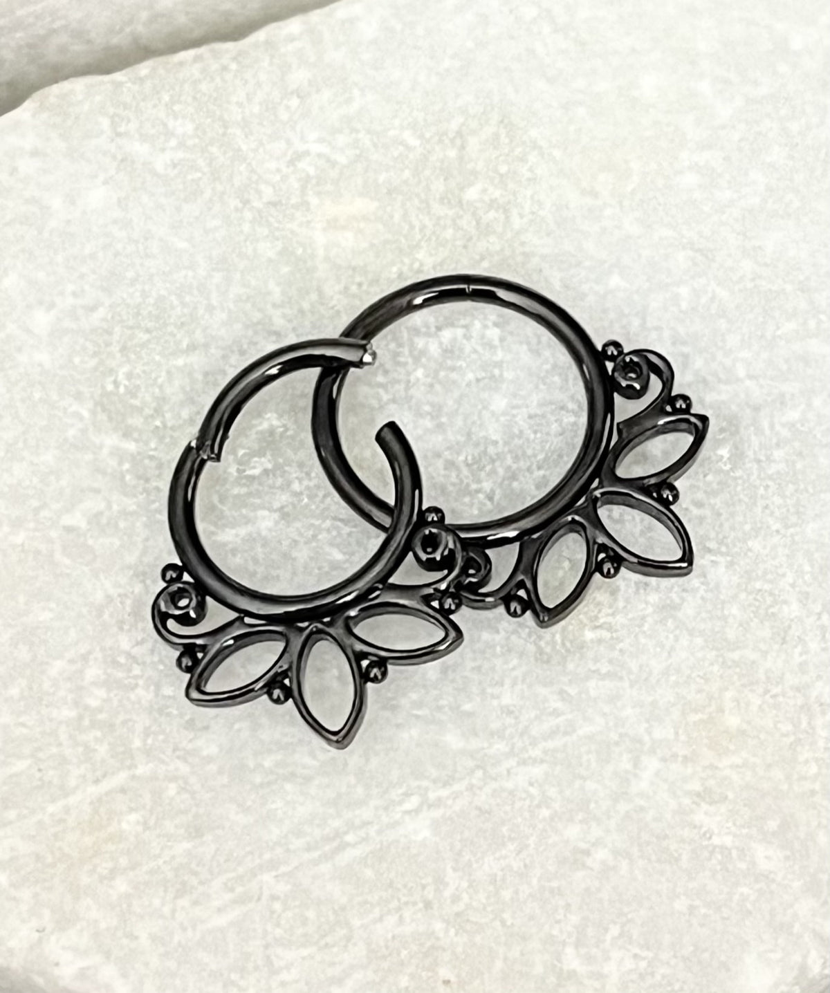 1 Piece Unique Lotus Design Hinged Segment Septum Ring- 18g - 10mm or 8mm - Silver, Gold & Black available!