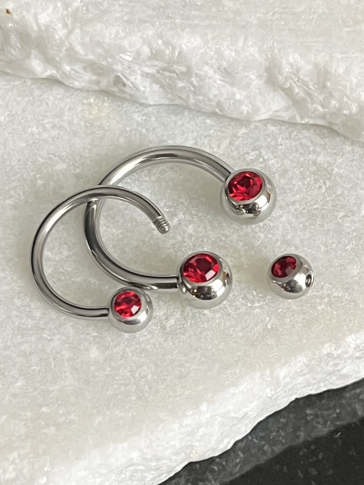 1 Piece Stunning Front Facing CZ Gems 316L Surgical Steel Circular Horseshoe Septum Ring - 16g or 14g - Available in a Variety of Colors!