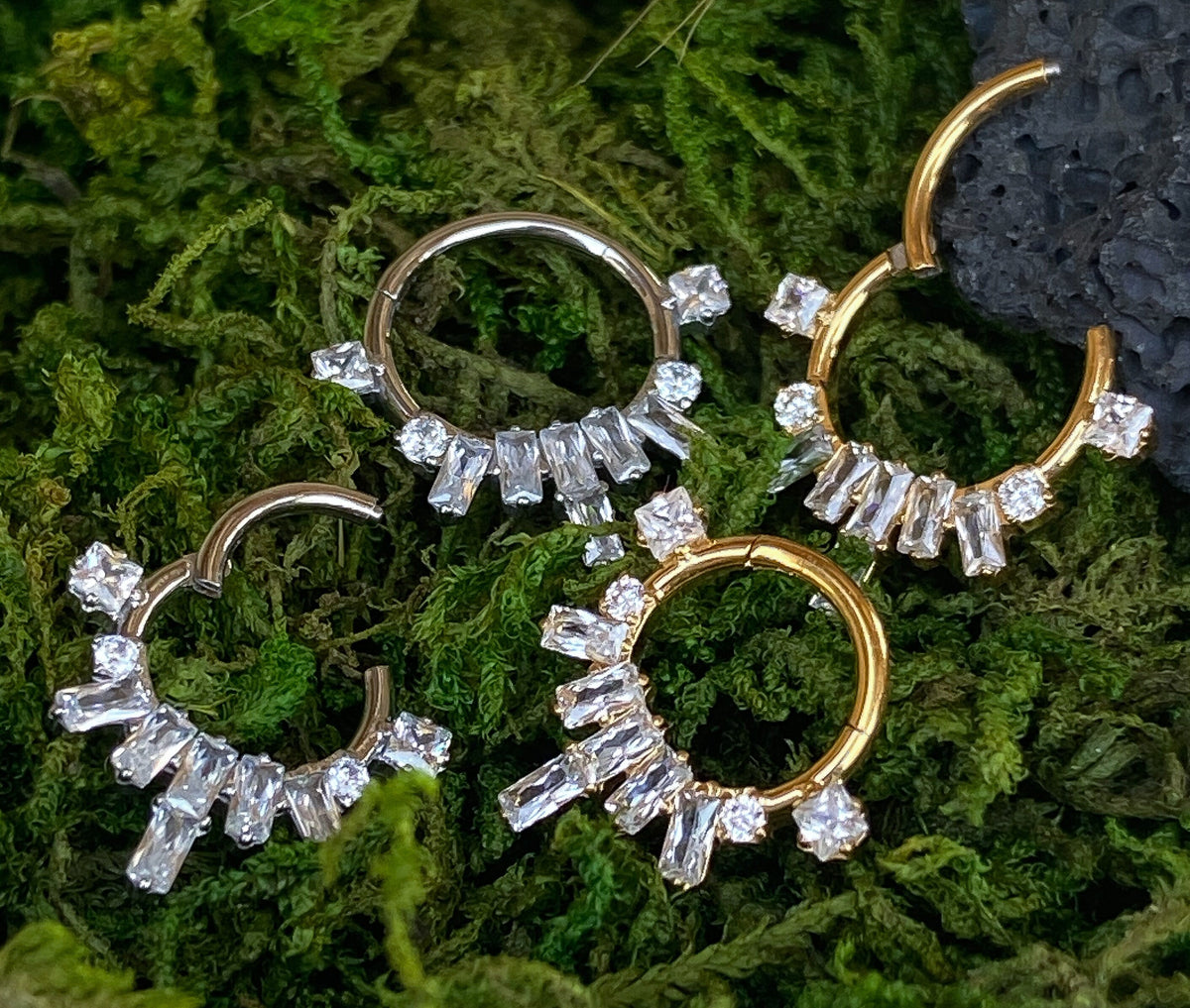 1 Piece Stunning Baguette CZ Gems Fan Hinged Segment Septum Ring - 16g - 10mm & 8mm - Gold and Silver Available!