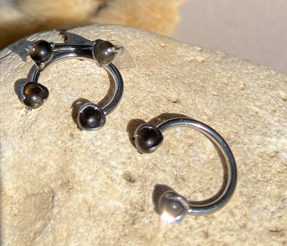 1 Piece Solid Titanium Stone Septum Ring -in Amethyst, Black Onyx, Green Aventurine, Obsidian, Opalite, Pink Opalite, Tiger Eye & Turquoise!