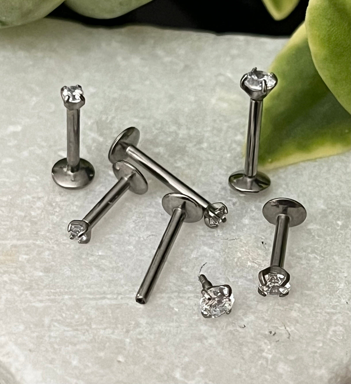 1 Piece of Internally Threaded Solid Titanium Prong Set Round Gem Labret Stud Ring - 16g - Gem Size: 2 or 3mm - Lengths - 6mm, 8mm or 10mm!