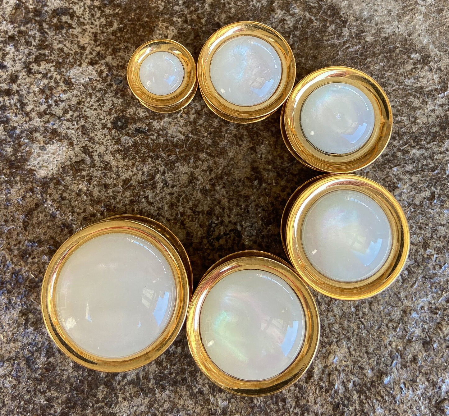 PAIR of Stunning Synthetic White Pearl Gold Screw Fit Tunnels/Plugs - Gauges 2g (6mm) thru 5/8" (16mm) available!