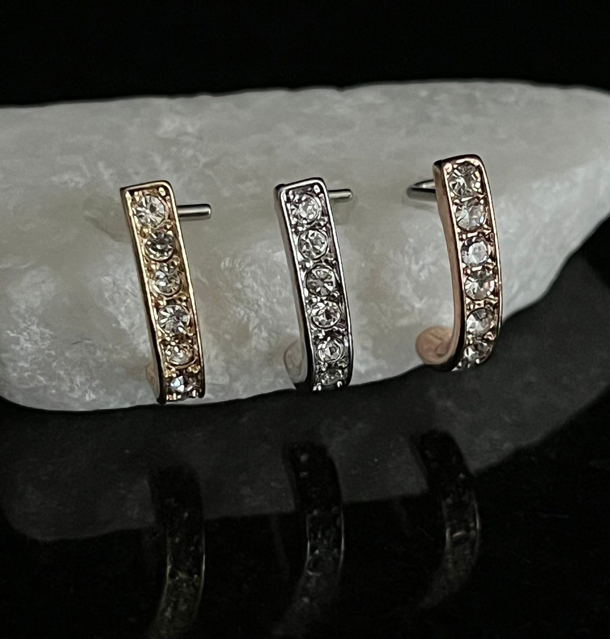 1 Piece Brilliant Channel Set CZ Gem Nose Crawler L-Bend Nose Ring/Stud - 18g or 20g - Silver, Gold and Rose Gold Available!